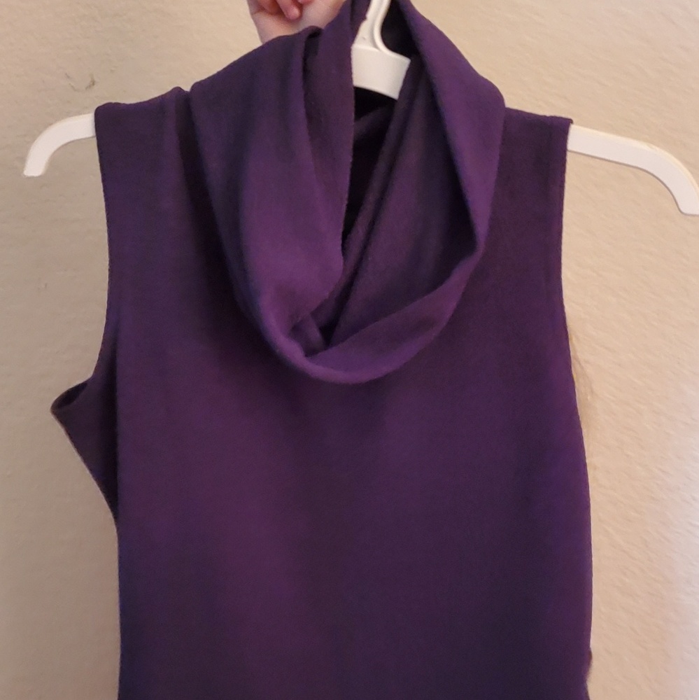 Shirt sleeveless, turtle neck